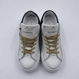 Sneakers con lacci oro