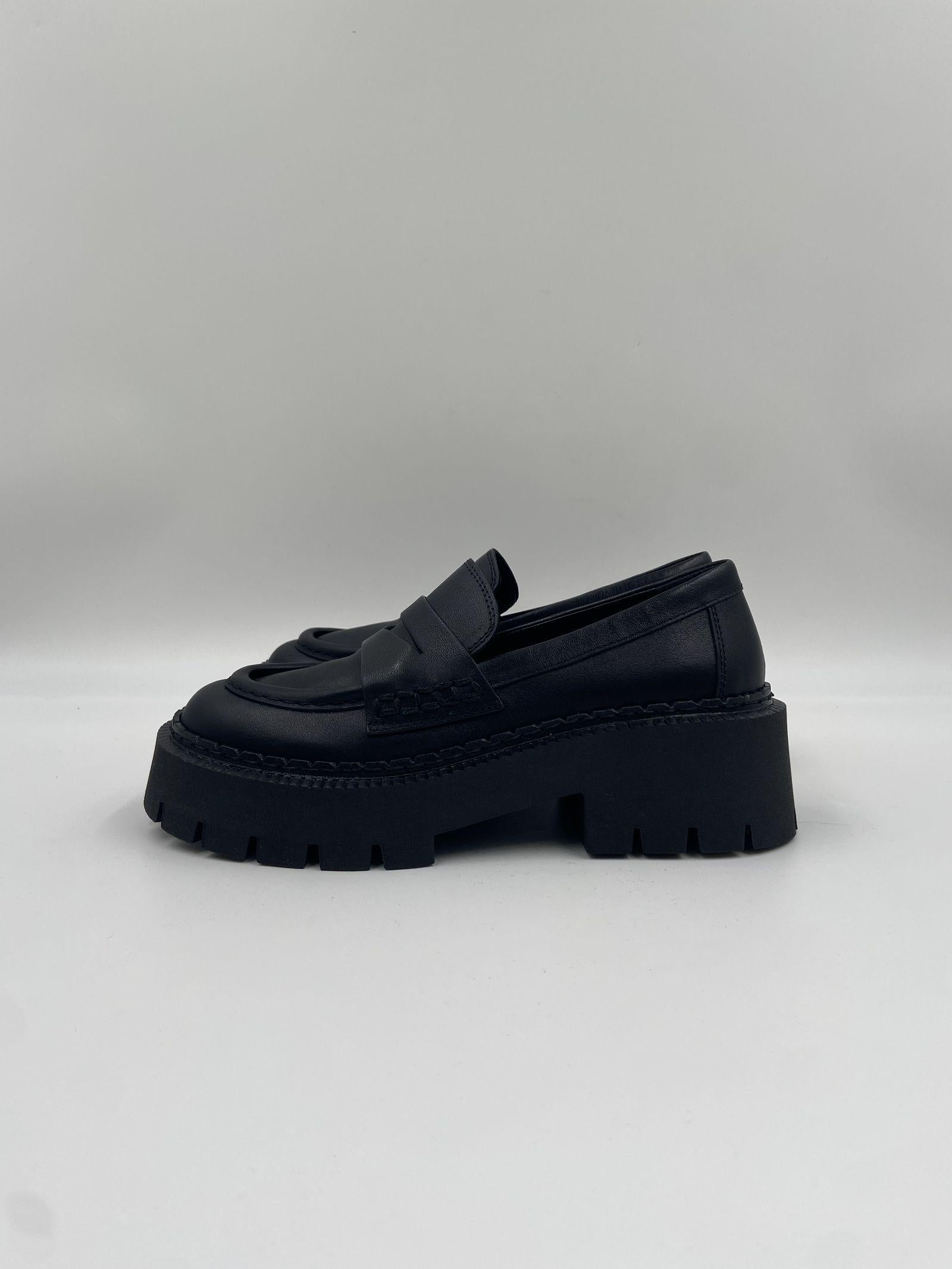 Hob Mocassino nero 1H4410D 101 VIC MATIE' 