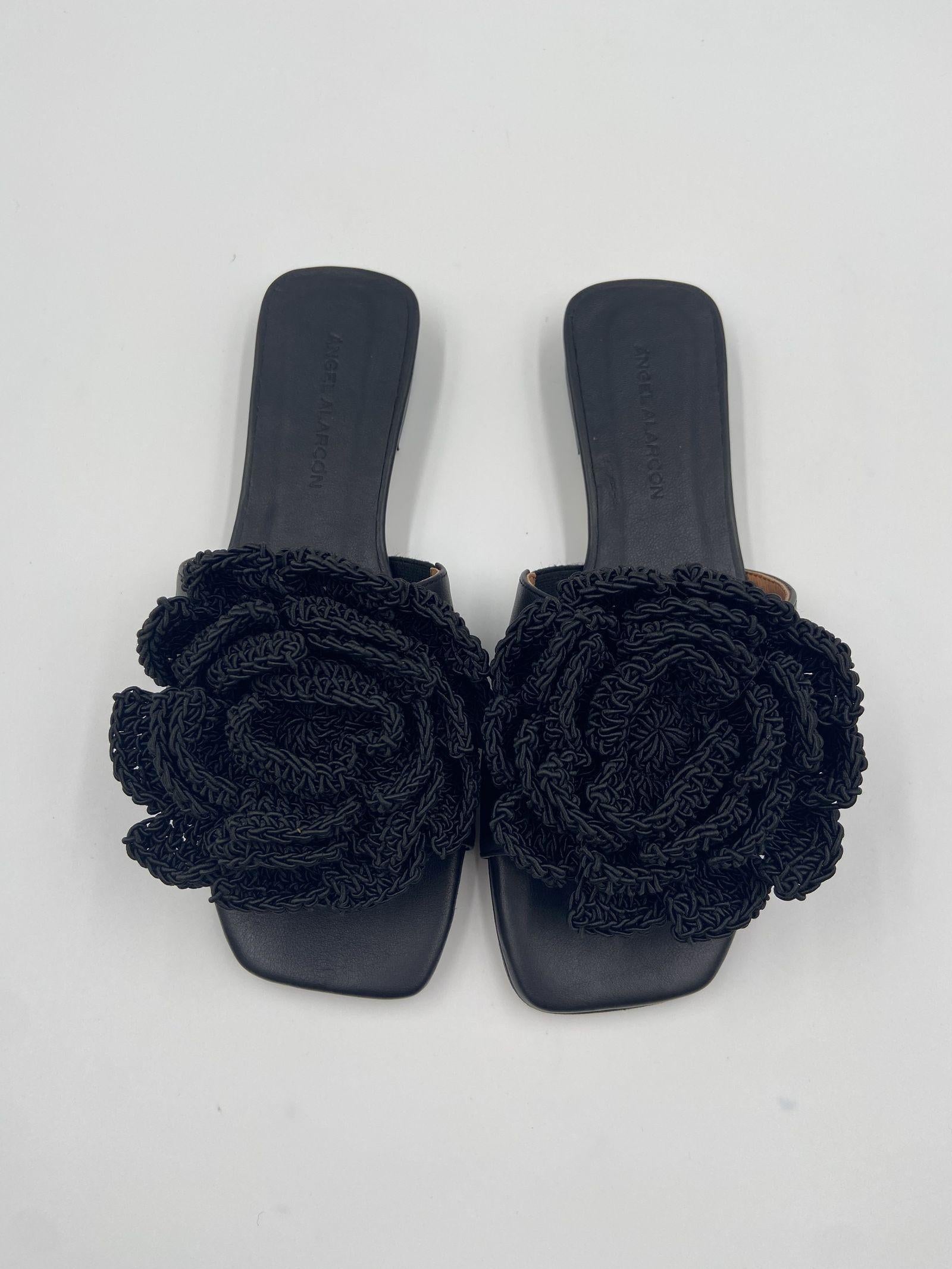 Sandalo ciabatta con fiore 25082016J NERO ANGEL ALARCON 