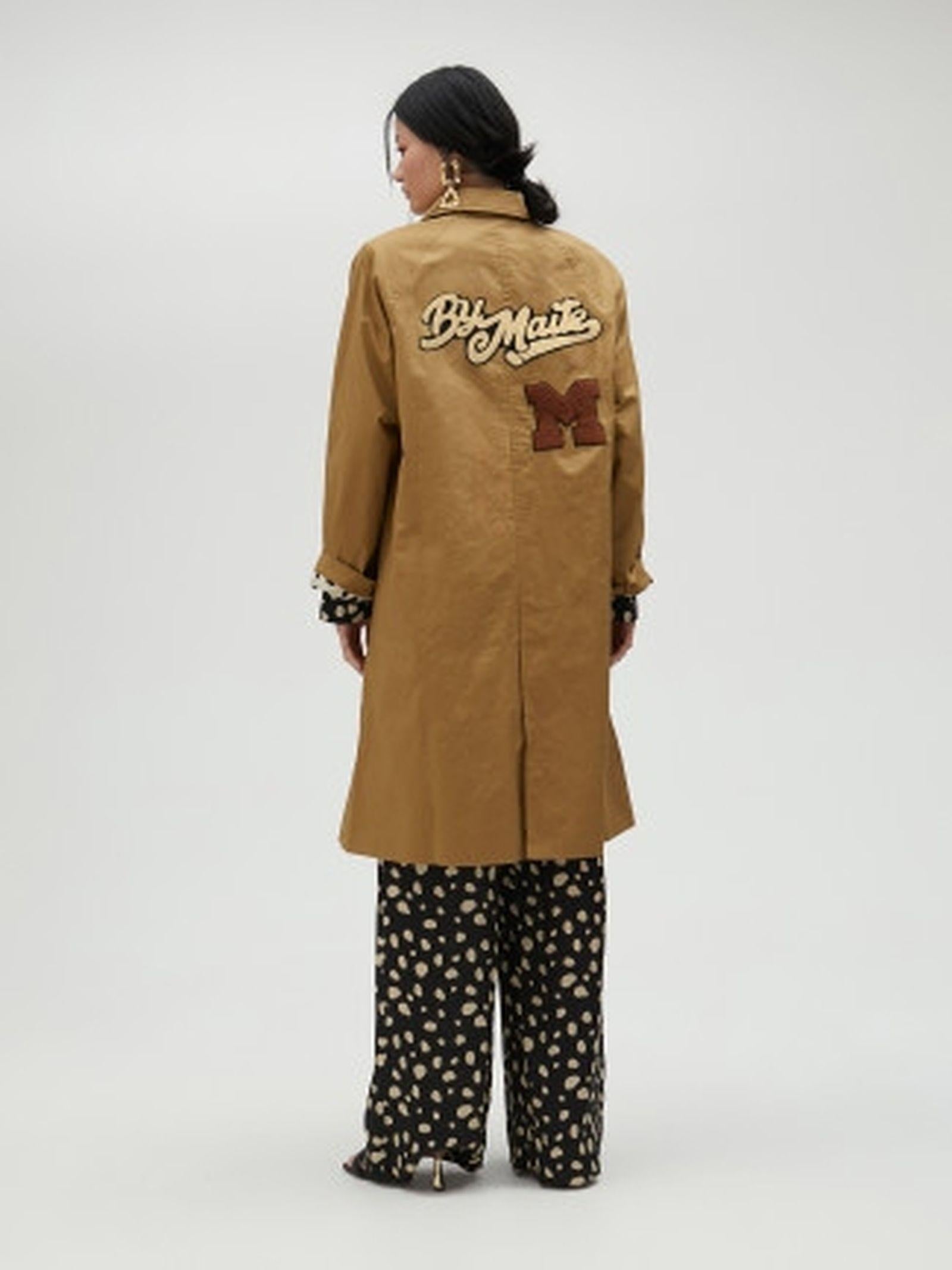 Trench beige dettaglio patch MS2501002 052 MAITE 
