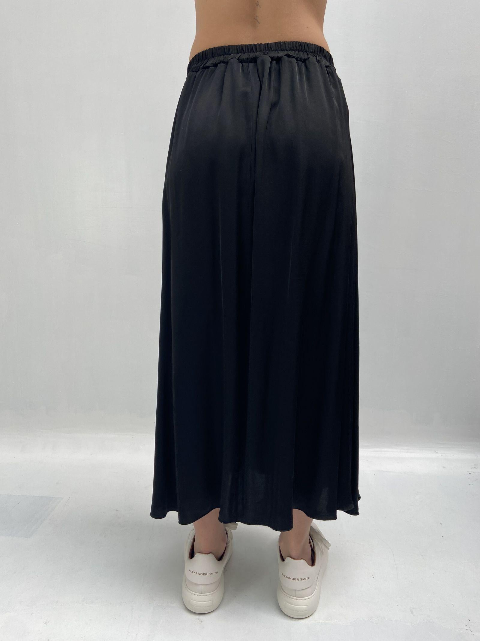 Gonna lunga satinata con elastico in vita 8078 NERO OFELIA 