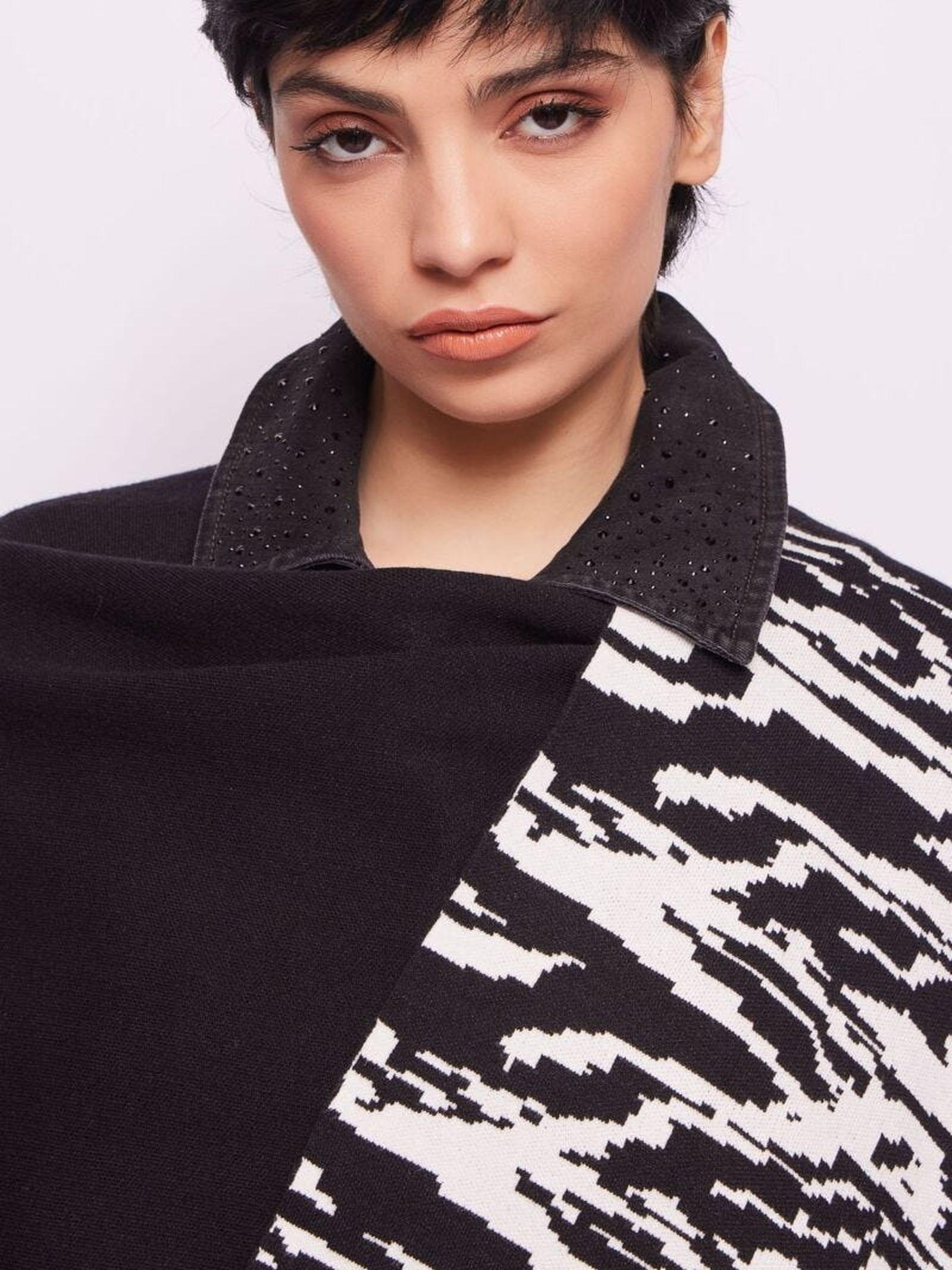 Mantella animalier in maglia 421BD33002 4250350 GAUDI' 