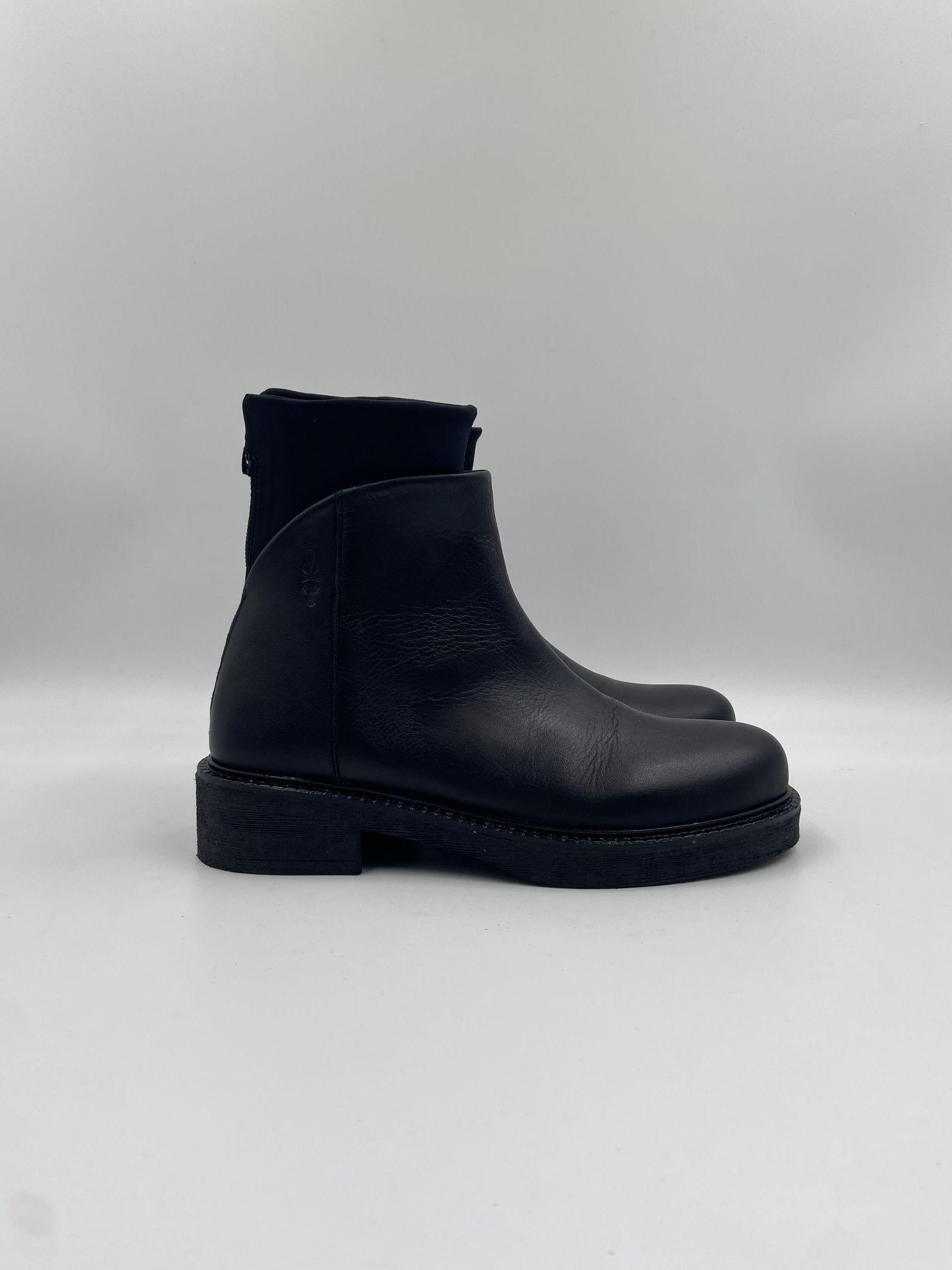 Tronchetto Yaya Hama nero YAYAMISUMI NERO PATRIZIA BONFANTI 