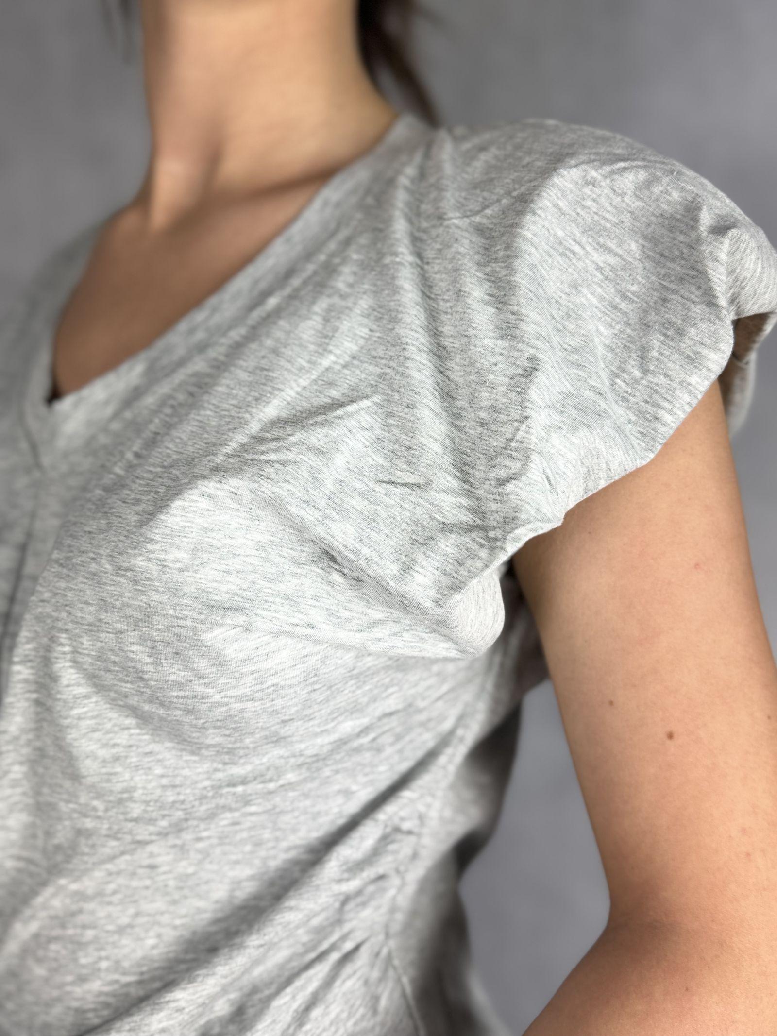 T- shirt scollo a V con manica a sbuffo OY6199 GRIGIO OFELIA 