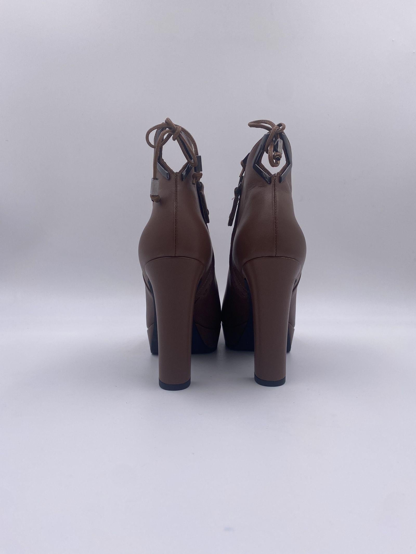 Tronchetto con plateau - Ofelia H1284NAPPA CUOIO OFELIA 