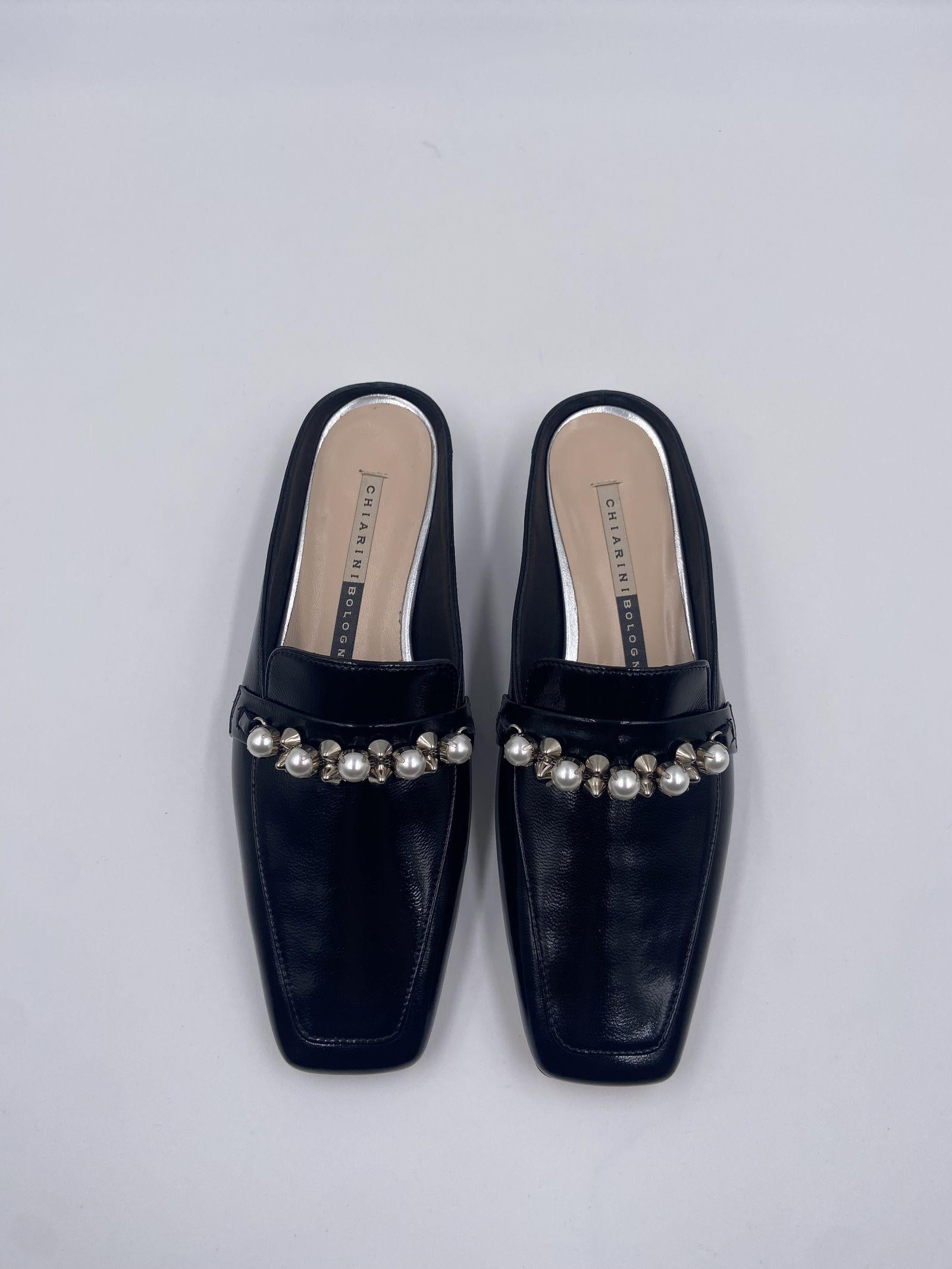 Sabot con perle e borchie 602 NERO CHIARINI 