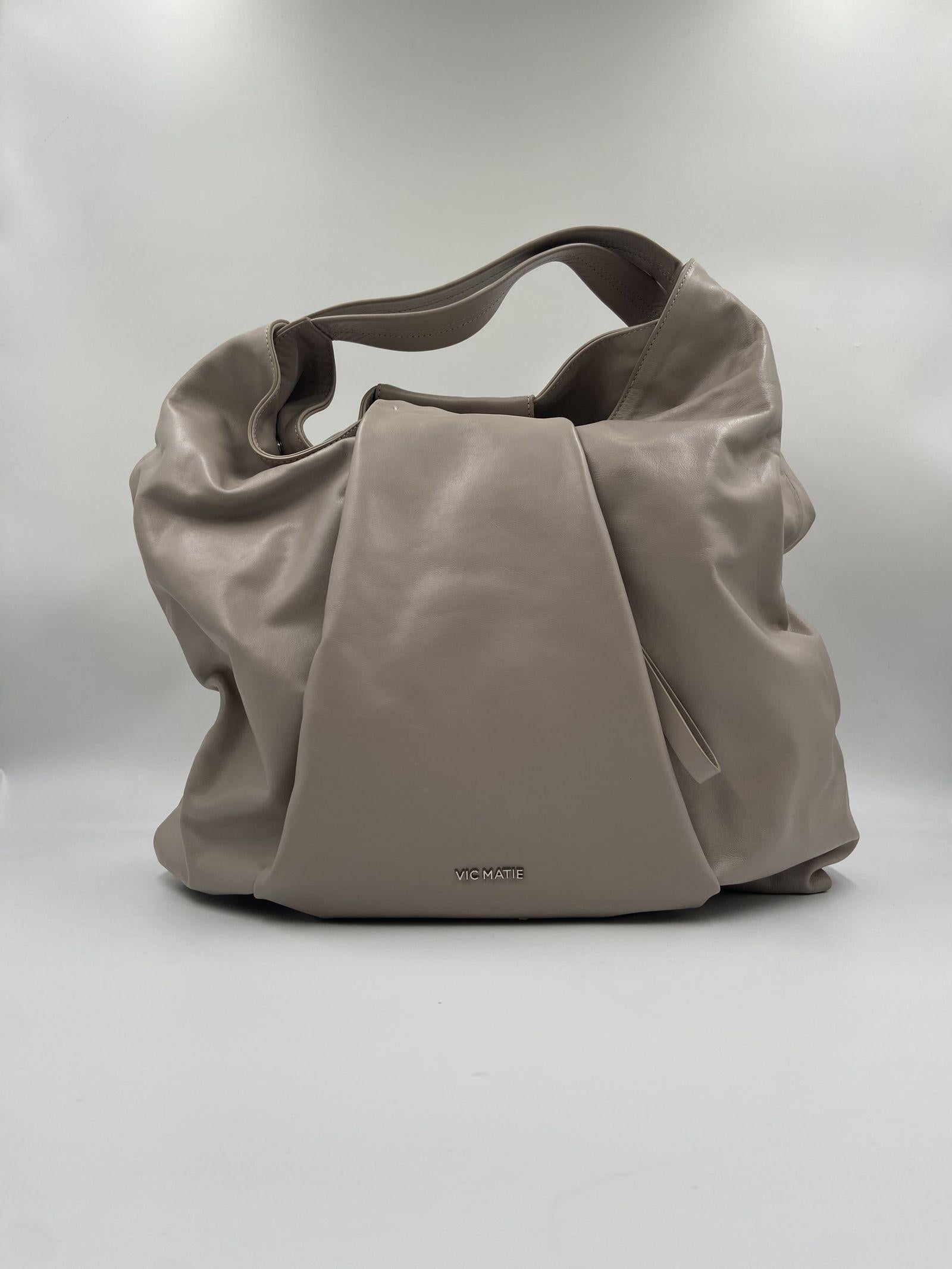 " Angela " maxi shopper con pieghe 1E0746TF 305 VIC MATIE' 