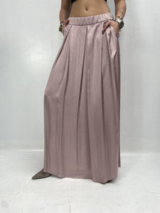 Gonna in raso con pieghe