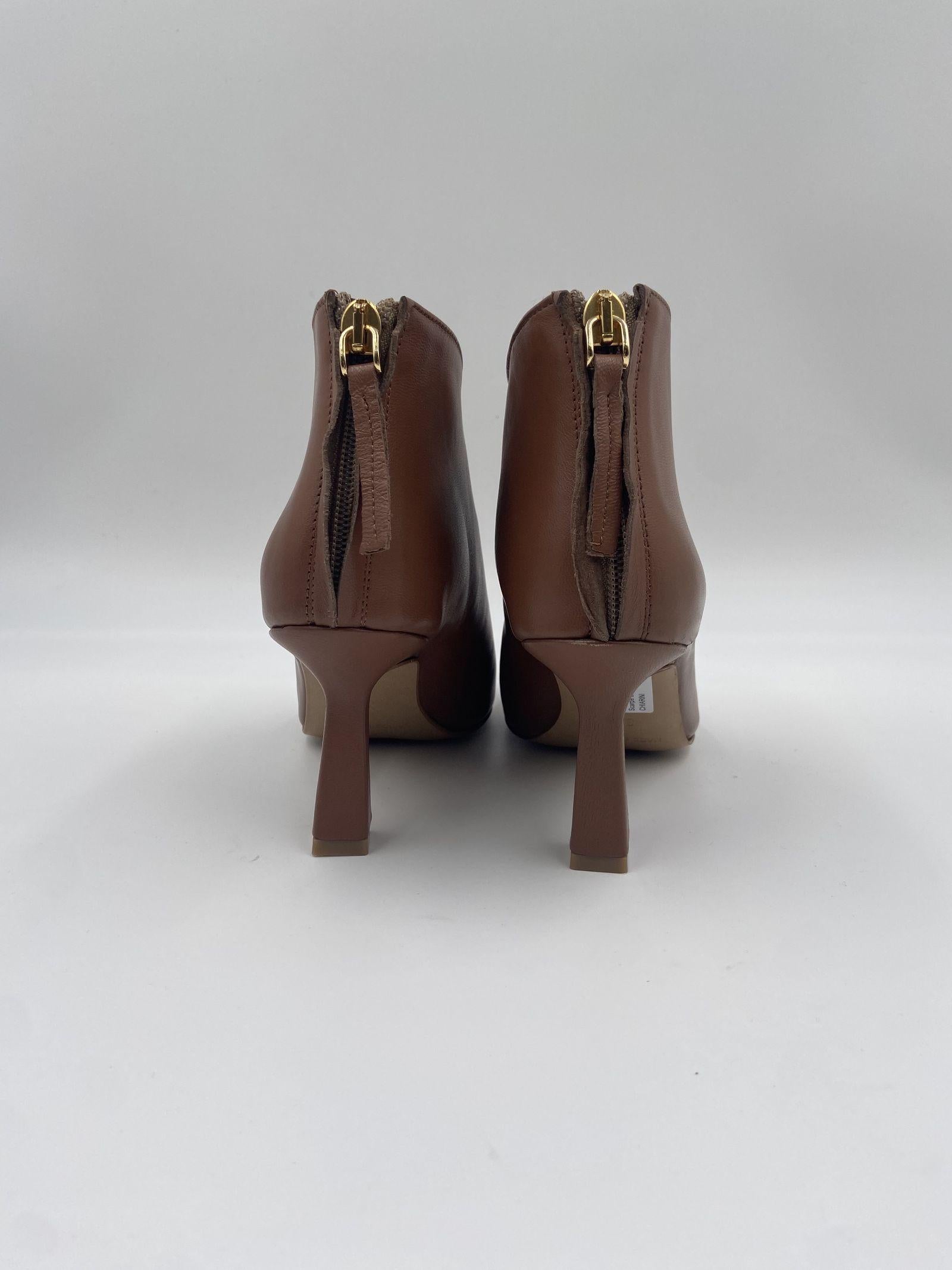 Tronchetto in pelle con cerniera 714 BEIGE CHIARINI 