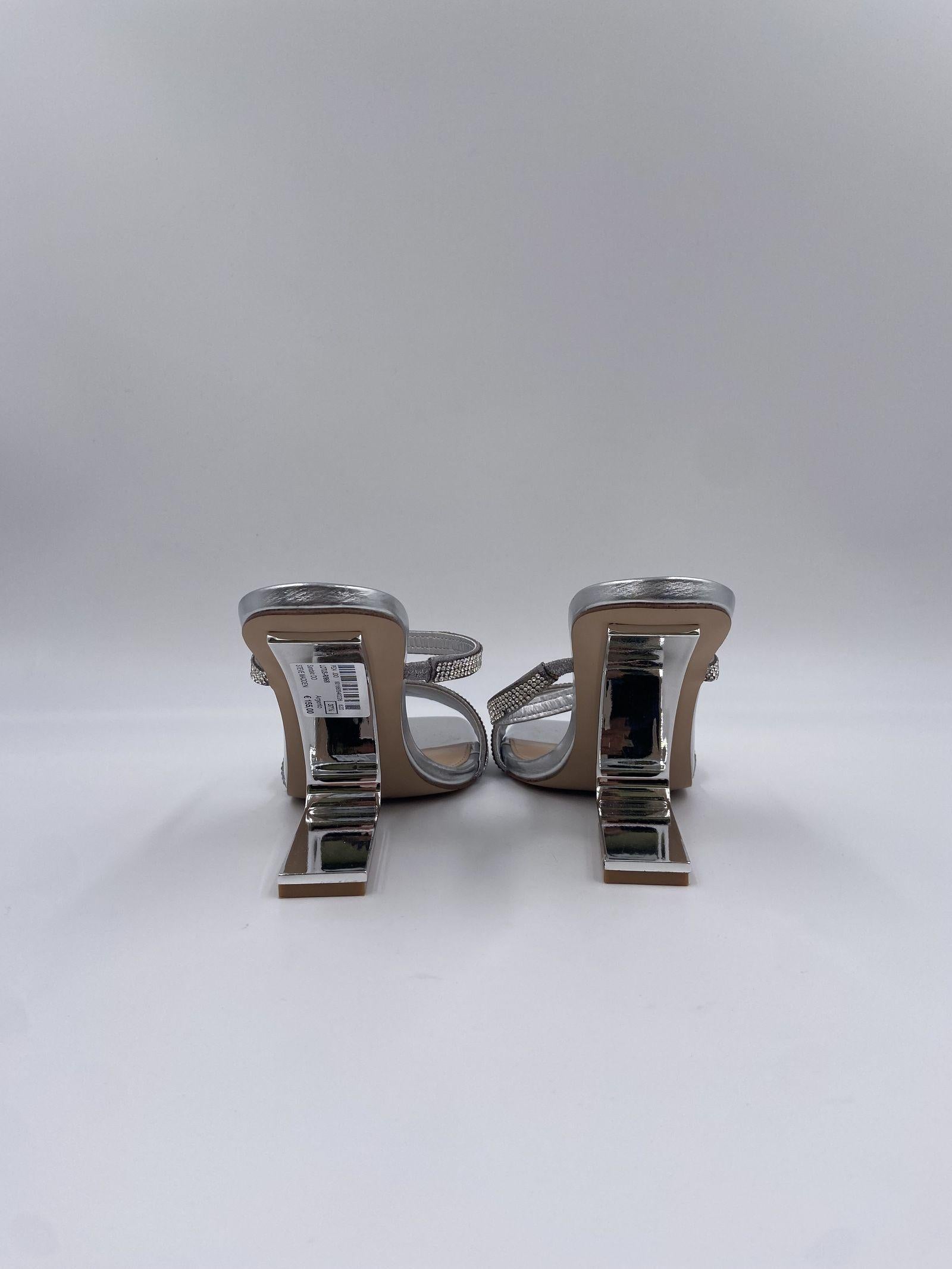 Sandalo Lotus a zeppa rovesciata - Steve Madden LOTUS-R 968 STEVE MADDEN 