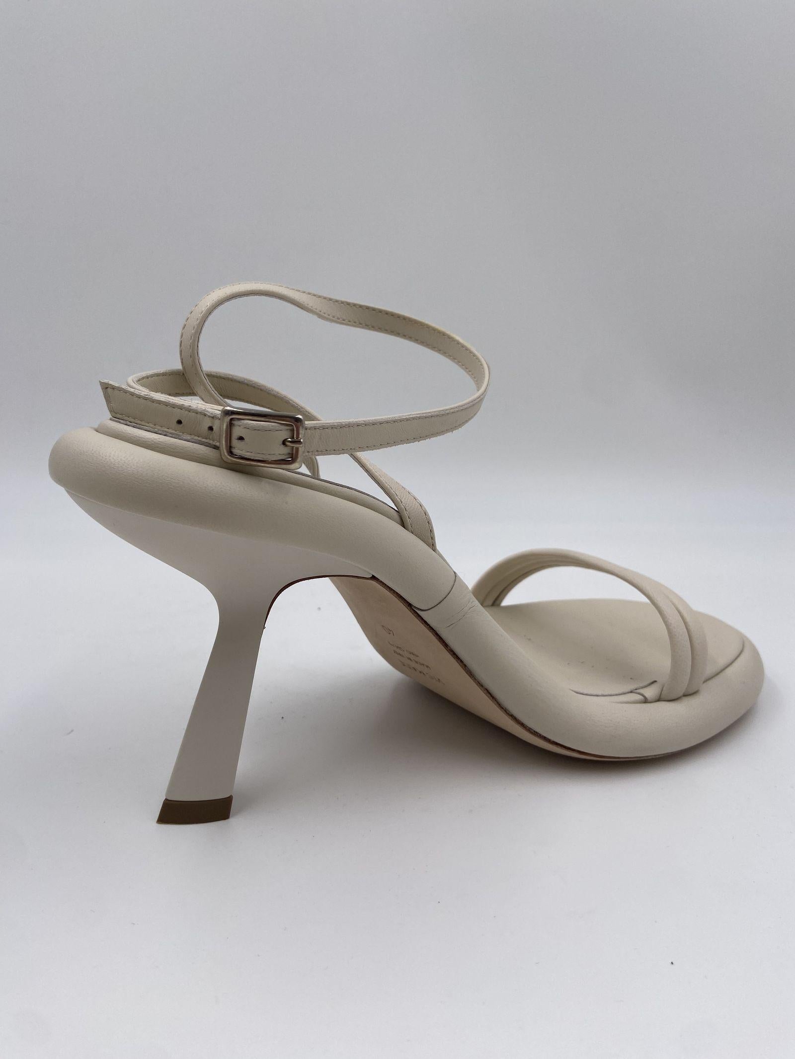 Sandalo colore osso 1C6954D 112 VIC MATIE' 