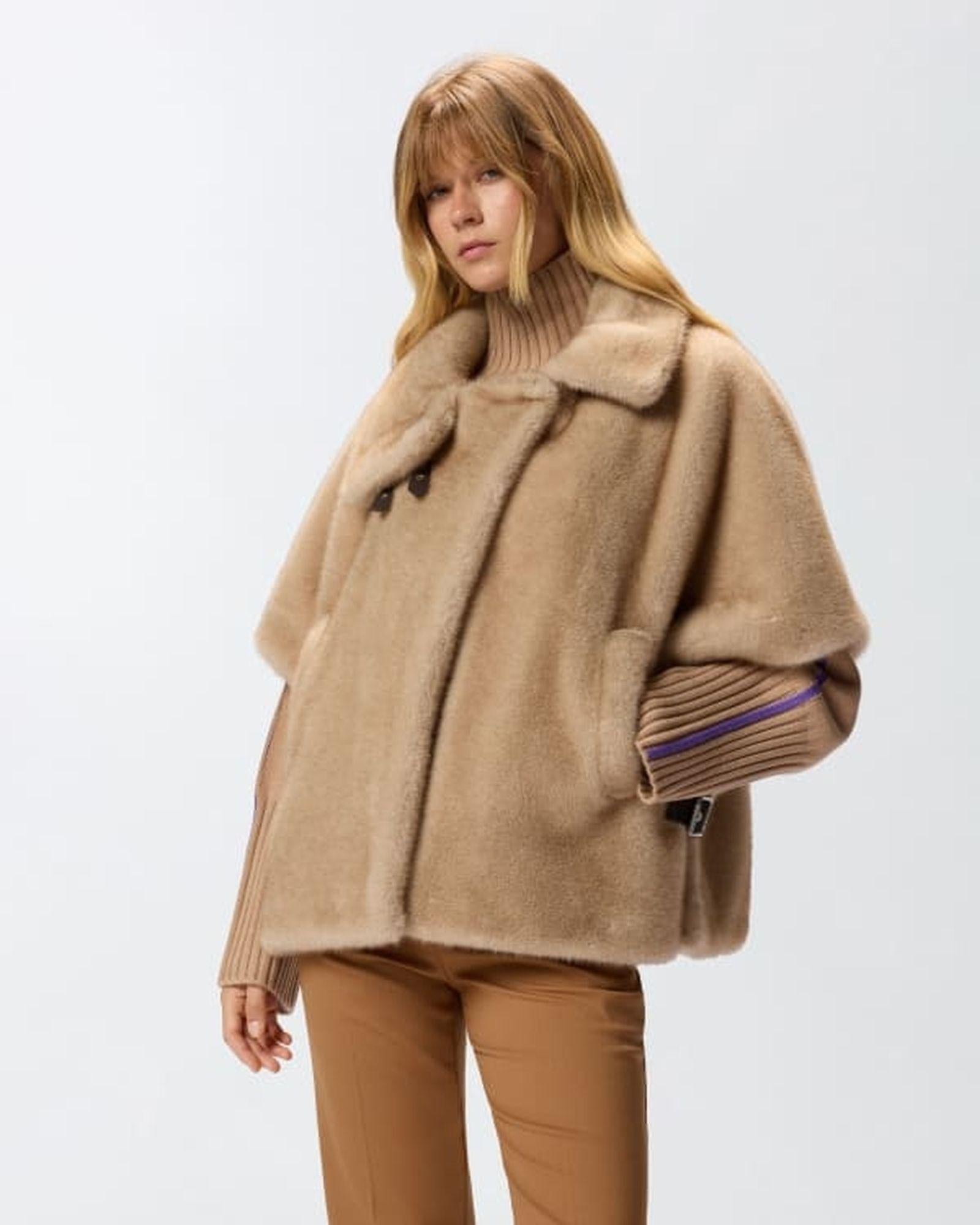 Cappa corta 103837A2PI C60 PINKO 