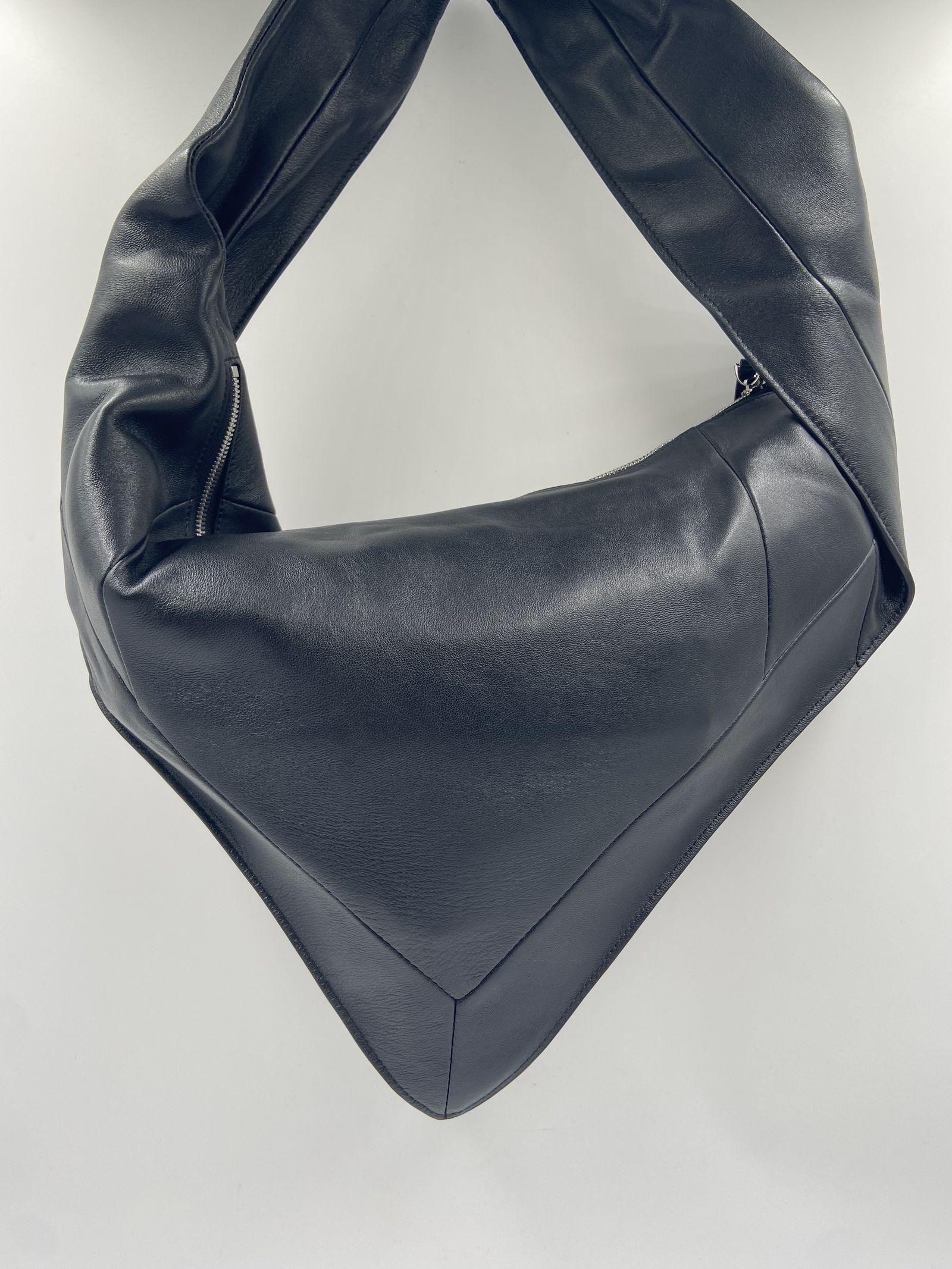 Borsa Eleh triangolare BSS26015 NERO ELEH 