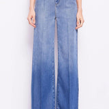 Jeans wide leg con pinces