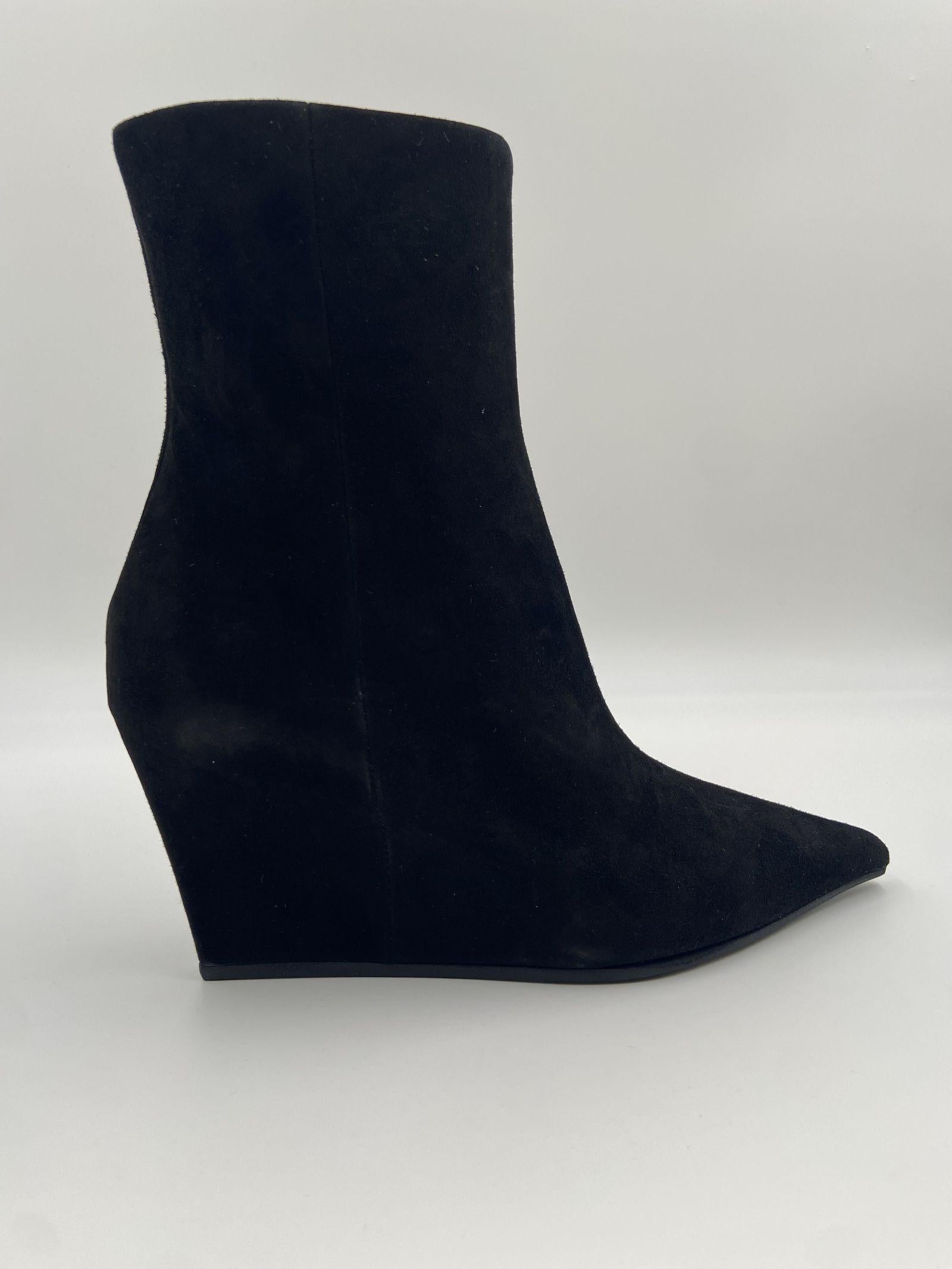 Tronchetto con zeppa 1F2550D 101 VIC MATIE' 