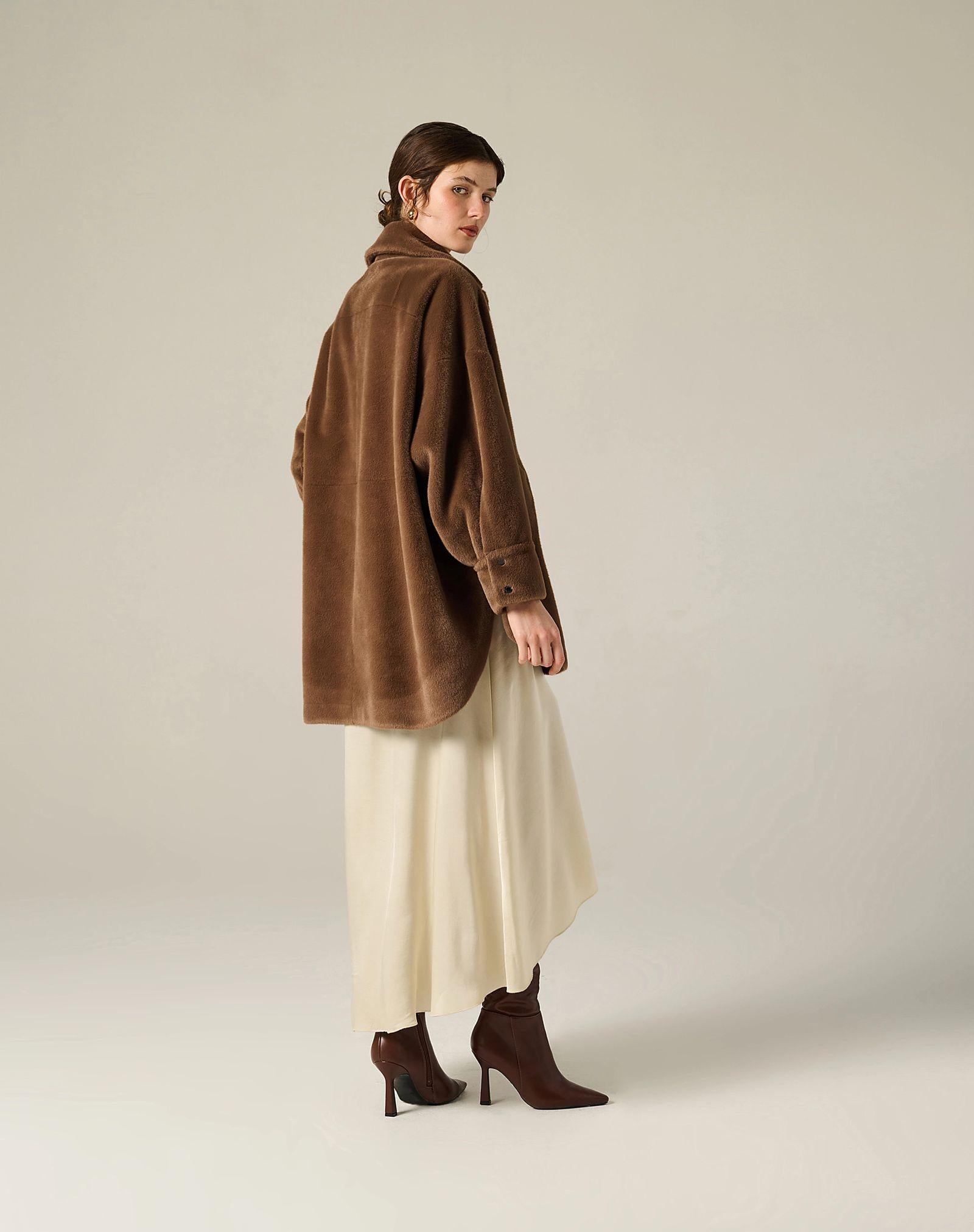 Pelliccia con bottoni a pressione E176PU MA646 MANILA GRACE 