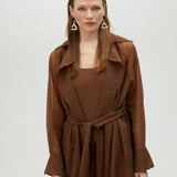 Trench lungo in organza con cintura