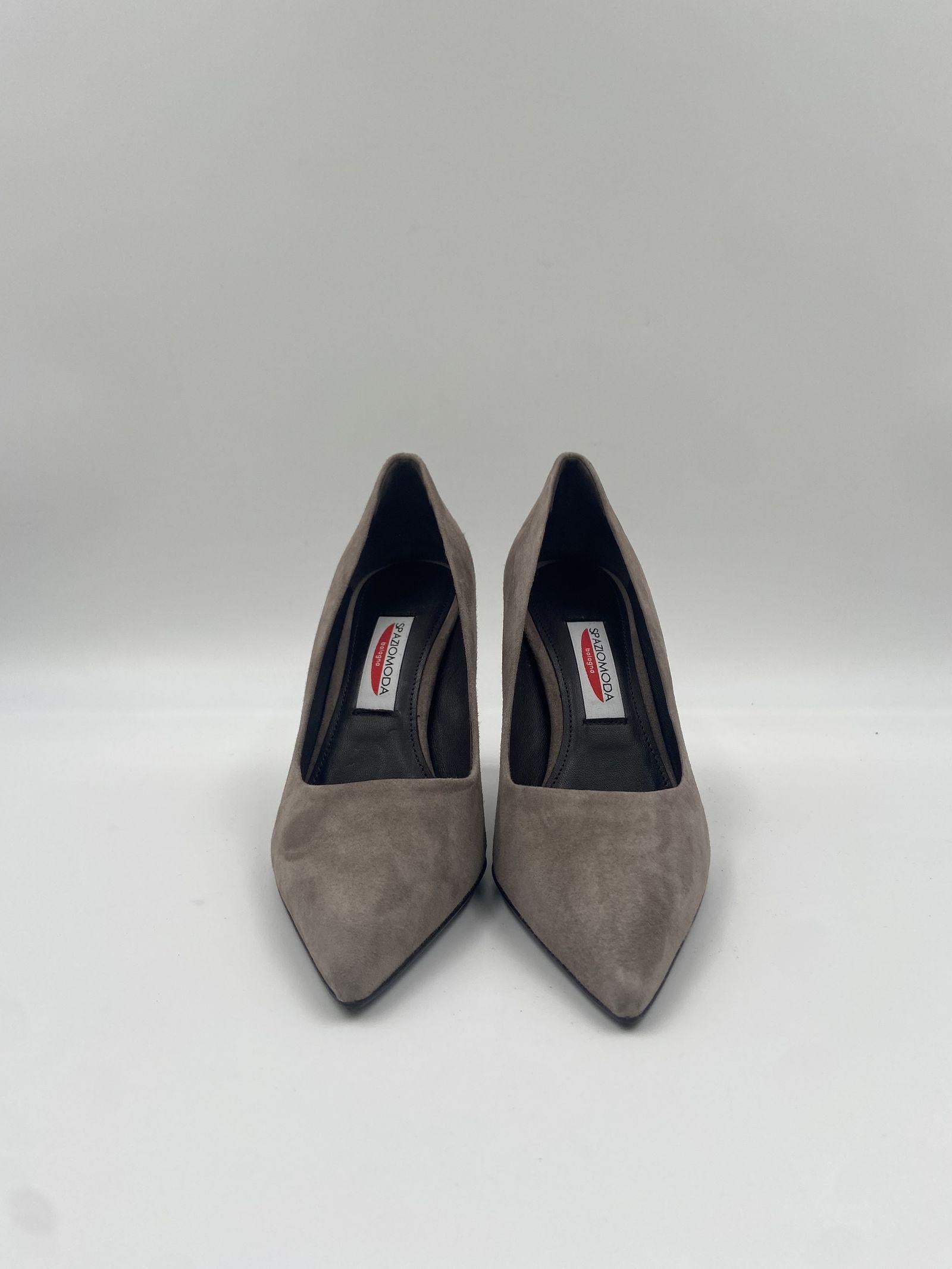 Dècolletè in pelle scamosciata 2470 TOPO SPAZIO MODA 