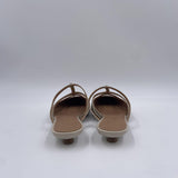 Scarpa bassa aperta con borchie